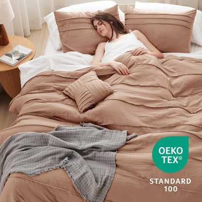 Bedsure Beige Queen Comforter Set - 4 Pieces Pinch Pleat Bed Set, Down Alternative Bedding Sets for All Season, 1 Comforter, 2 Pillowcases, 1 Decorative Pillow